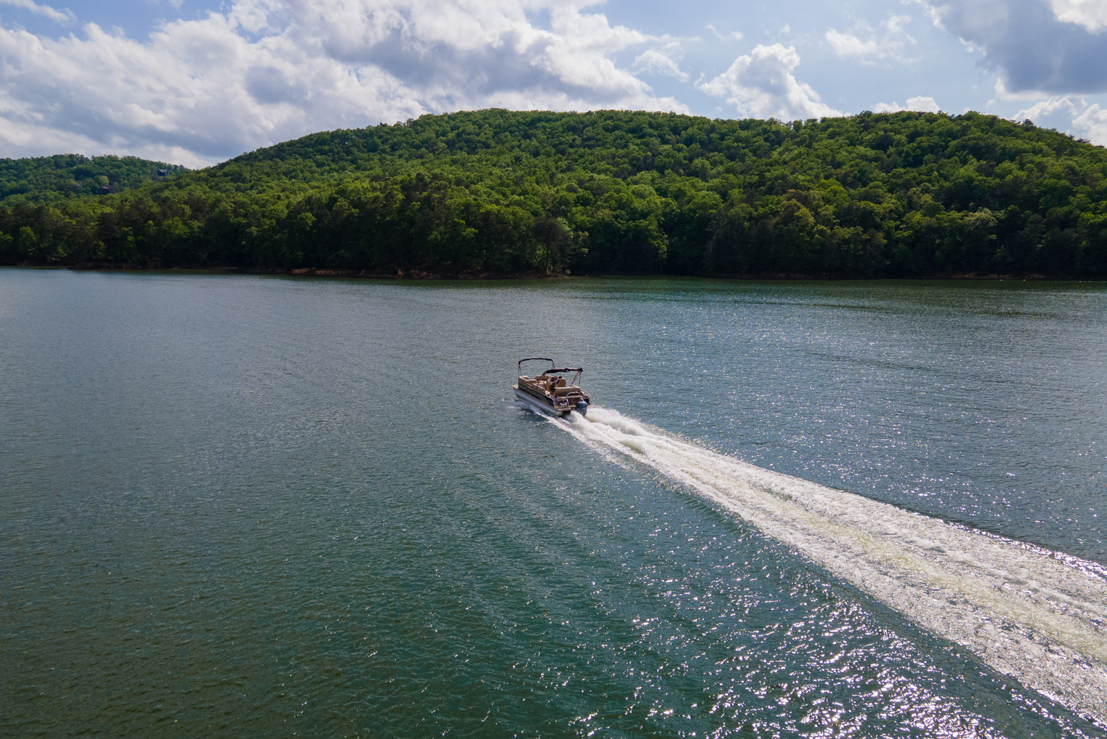 Do You Need a License to Drive a Boat on a Lake?